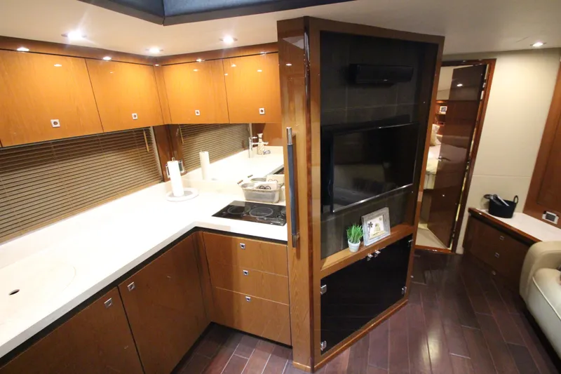 Slide: The Image of Sea Ray 510 Sundancer 2016 - 72