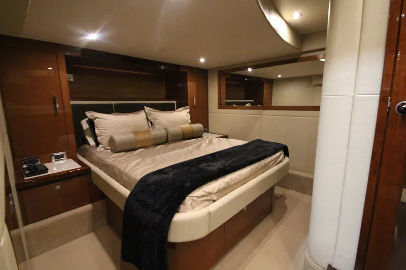 Slide: The Image of Sea Ray 510 Sundancer 2016 - 77