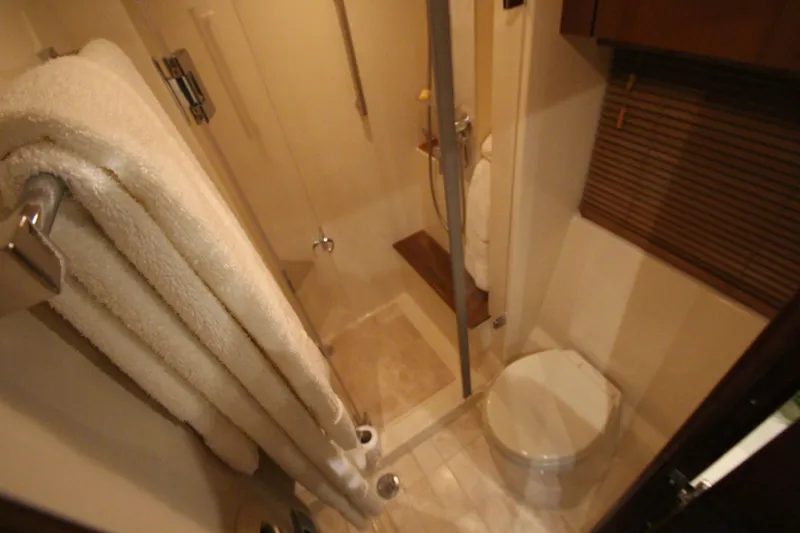 Slide: The Image of Sea Ray 510 Sundancer 2016 - 88