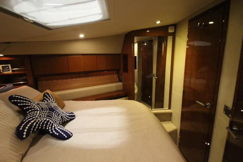 Slide: The Image of Sea Ray 510 Sundancer 2016 - 97