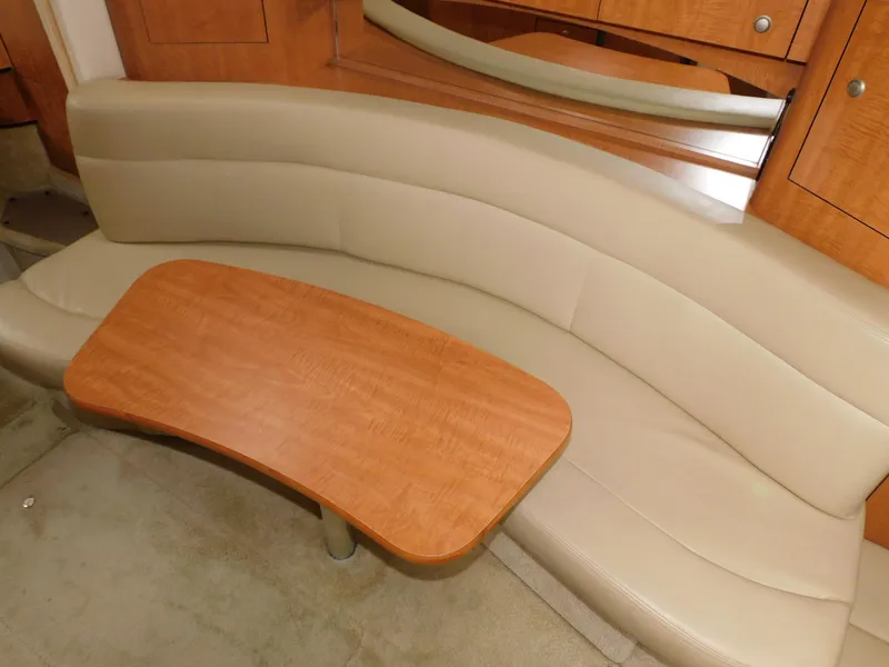 Slide: The Image of Sea Ray Sundancer 320 2006 - 31