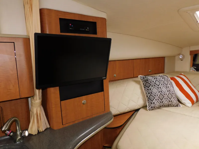 Slide: The Image of Sea Ray Sundancer 320 2006 - 33