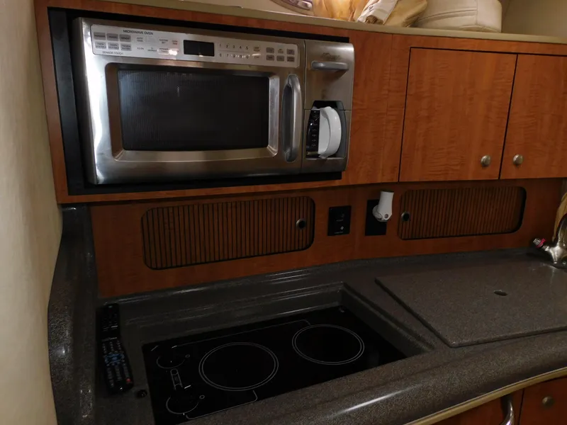 Slide: The Image of Sea Ray Sundancer 320 2006 - 42