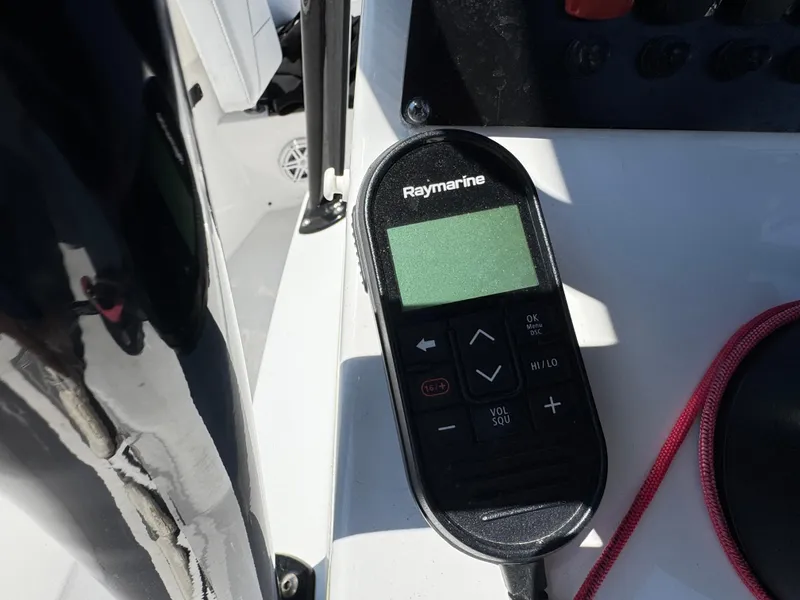 Slide: The Image of Raymarine control device on 2020 Blackfin 212 CC boat dashboard. - 25