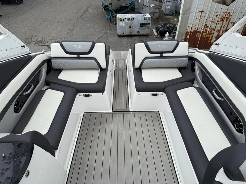 Slide: The Image of 2021 Yamaha Boats 275SE interior with sleek seating and modern design. - 5