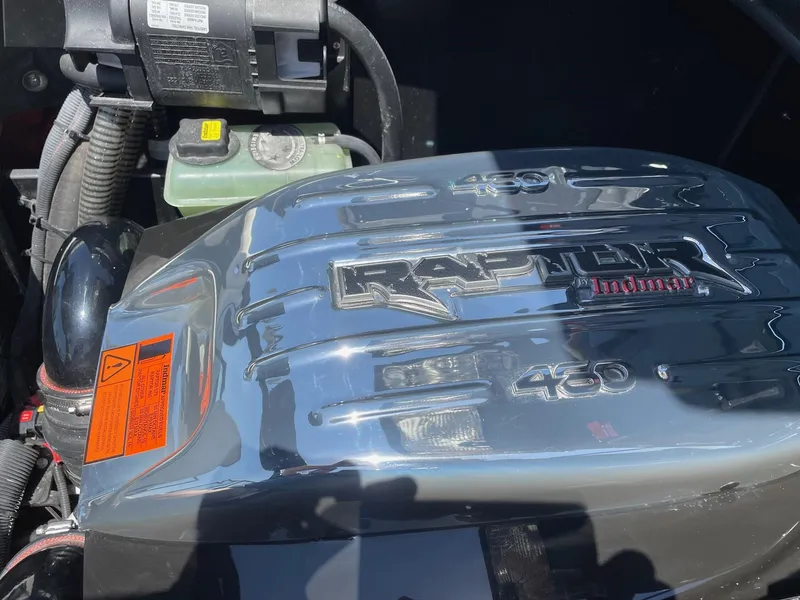 Slide: The Image of 2021 Tigé 23ZX boat engine, Raptor Indmar 460, close-up view. - 18