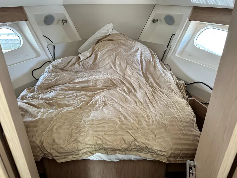 Slide: The Image of Beneteau Swift Trawler 35 2022 - 72