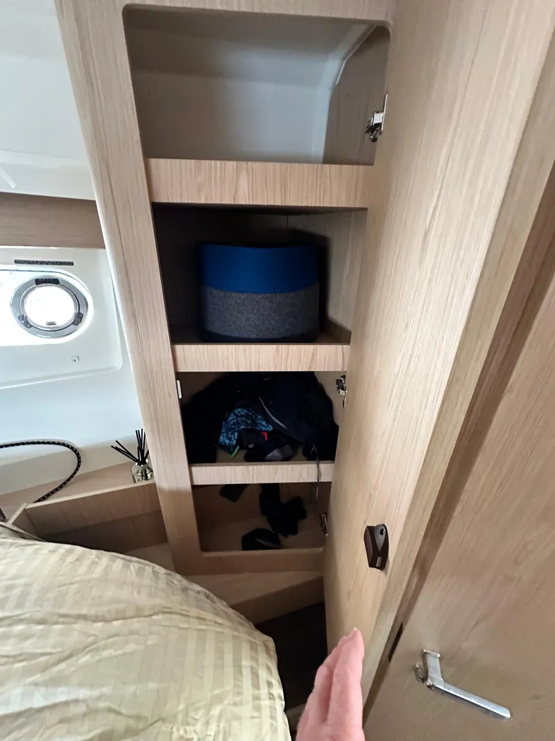 Slide: The Image of Beneteau Swift Trawler 35 2022 - 74