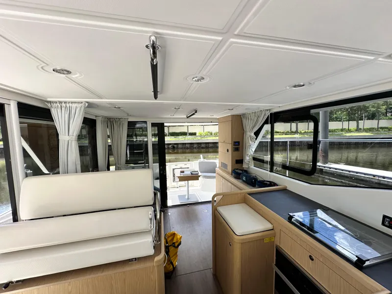 Slide: The Image of Beneteau Swift Trawler 35 2022 - 81