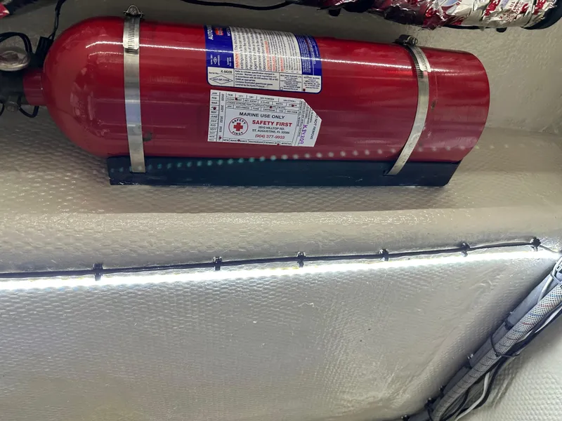 Slide: The Image of Great Harbour N37 2005 - 102