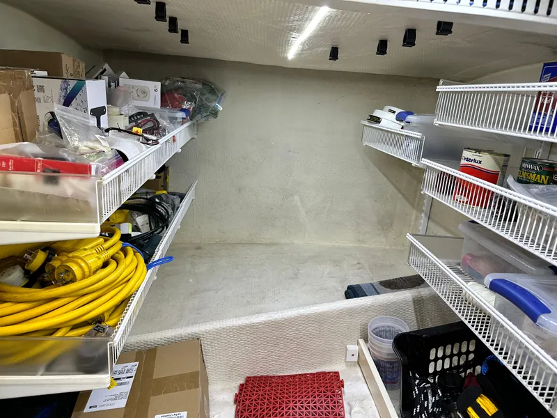 Slide: The Image of Great Harbour N37 2005 - 107