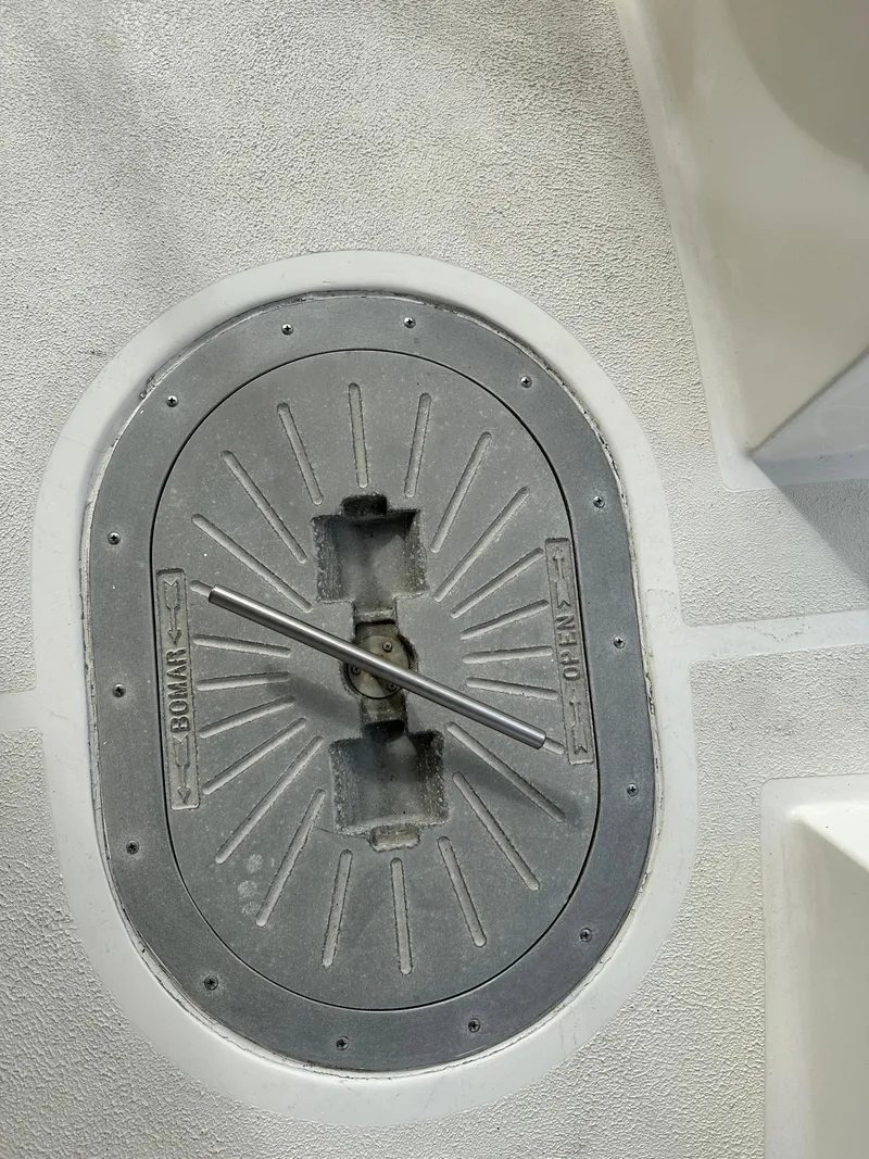 Slide: The Image of Great Harbour N37 2005 - 108