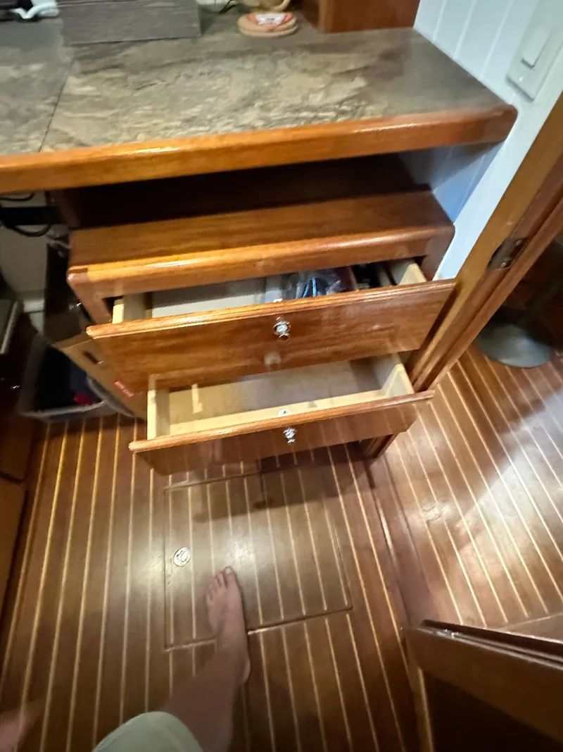 Slide: The Image of Great Harbour N37 2005 - 59