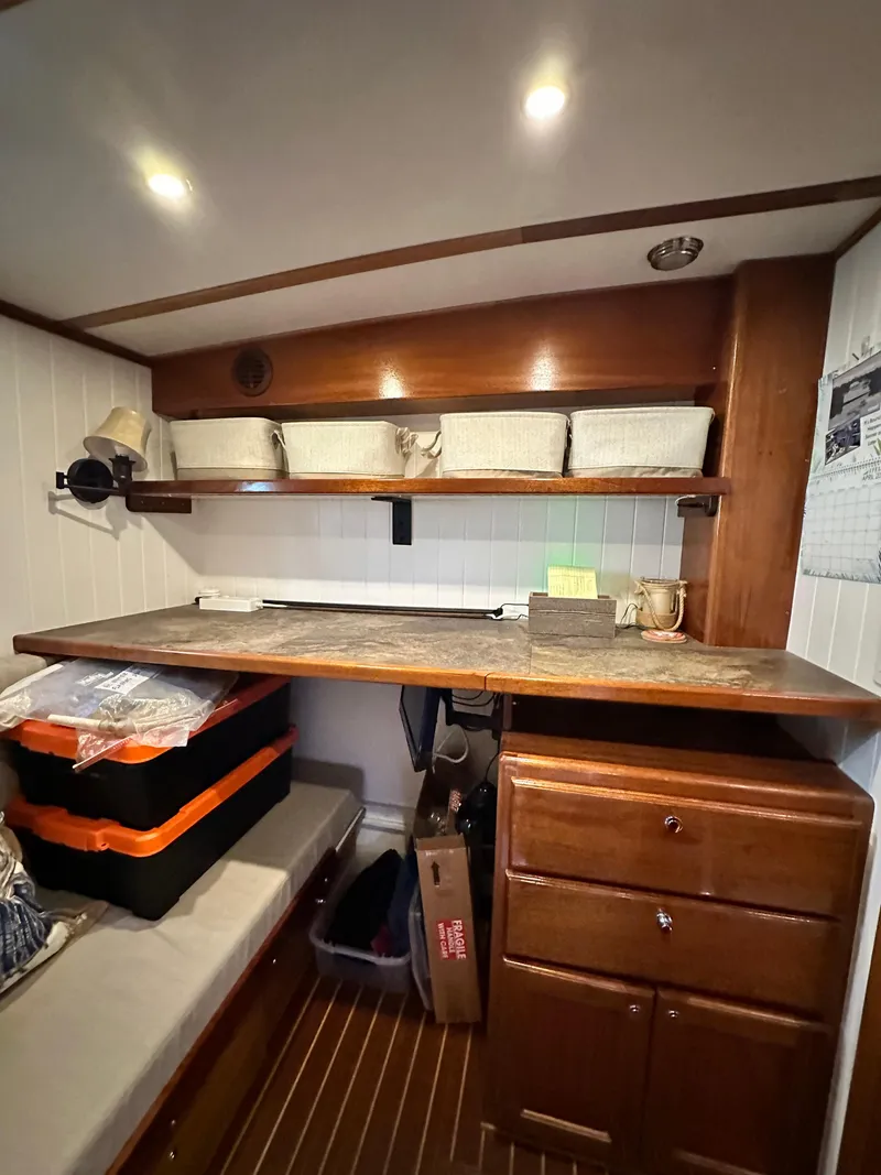 Slide: The Image of Great Harbour N37 2005 - 63