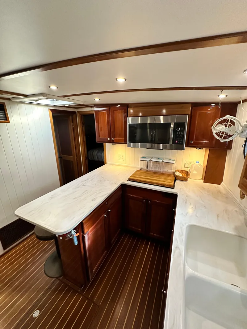 Slide: The Image of Great Harbour N37 2005 - 70