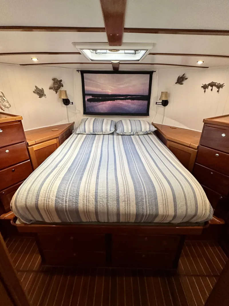 Slide: The Image of Great Harbour N37 2005 - 78