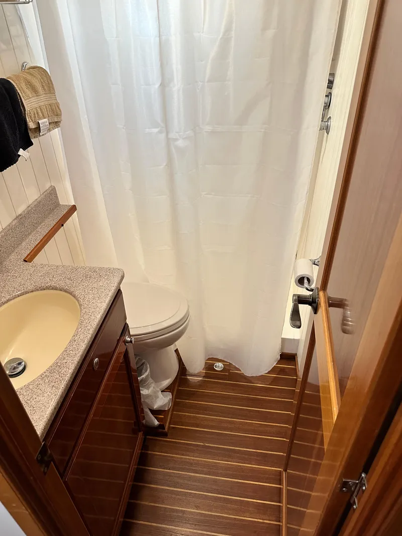 Slide: The Image of Great Harbour N37 2005 - 80