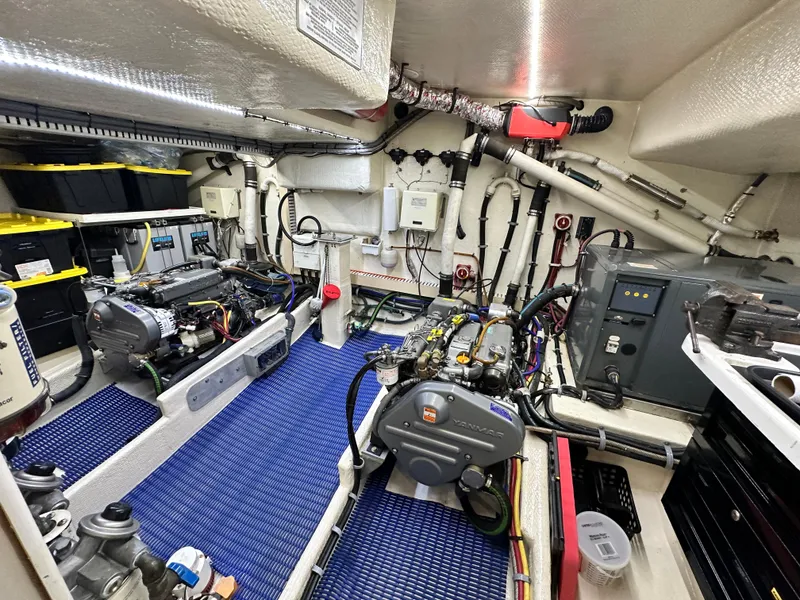 Slide: The Image of Great Harbour N37 2005 - 86