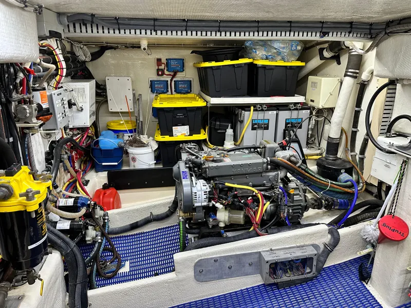 Slide: The Image of Great Harbour N37 2005 - 89