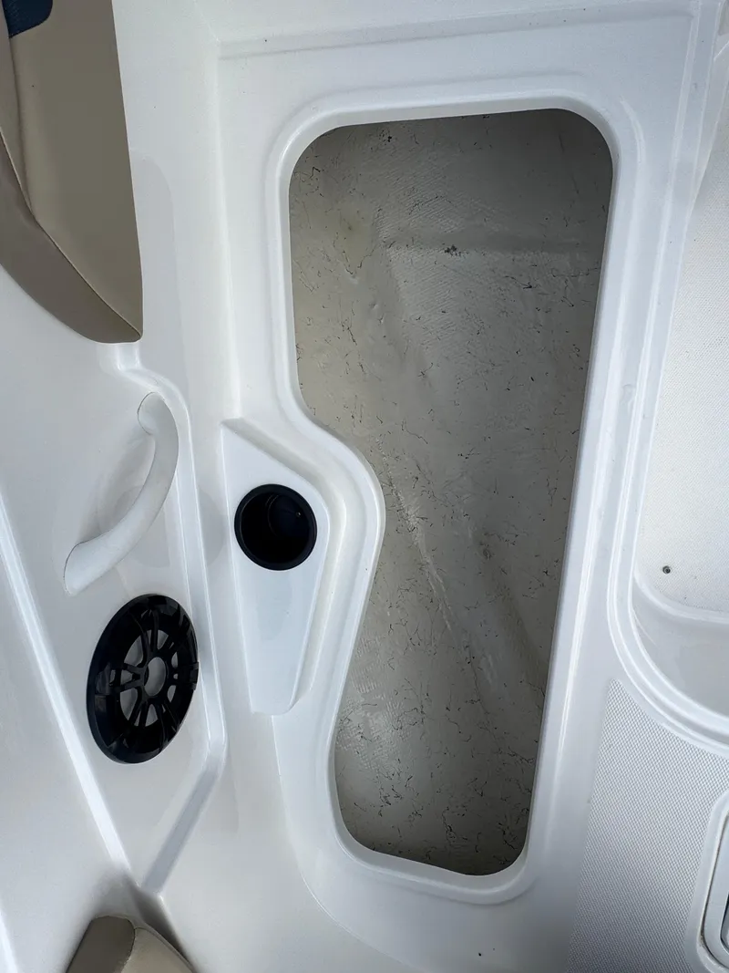 Slide: The Image of Hurricane SS205 OB 2021 - 20