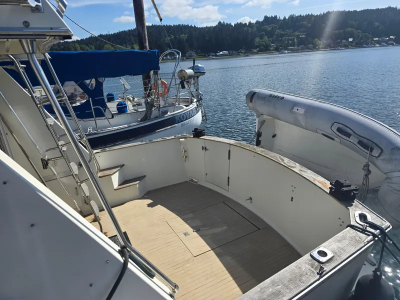 Slide: The Image of Tollycraft Sedan Convertible 1981 - 2