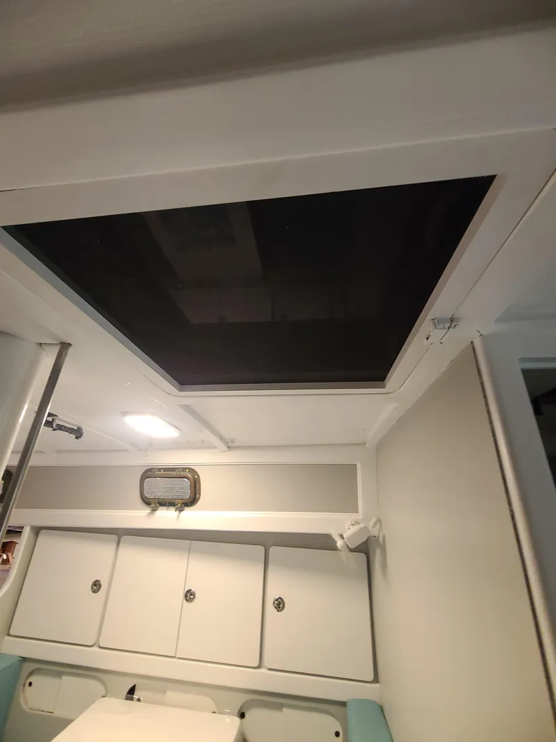 Slide: The Image of Kelly 44 1981 - 52