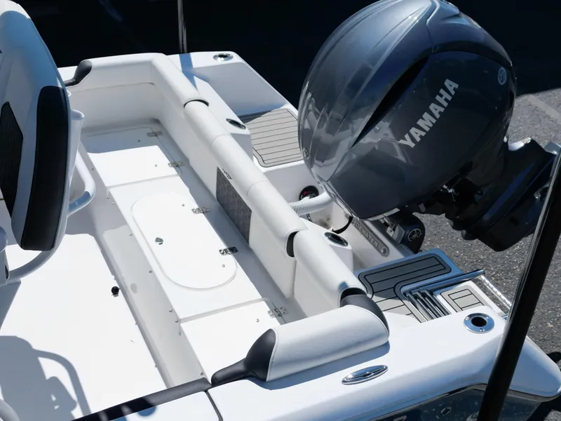 Slide: The Image of Tidewater 210LXF 2025 - 19