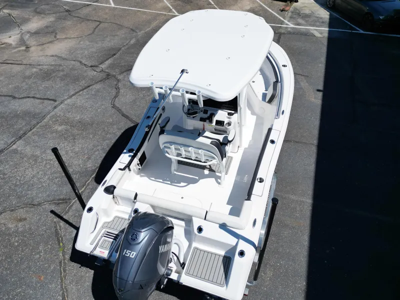 Slide: The Image of Tidewater 210LXF 2025 - 9