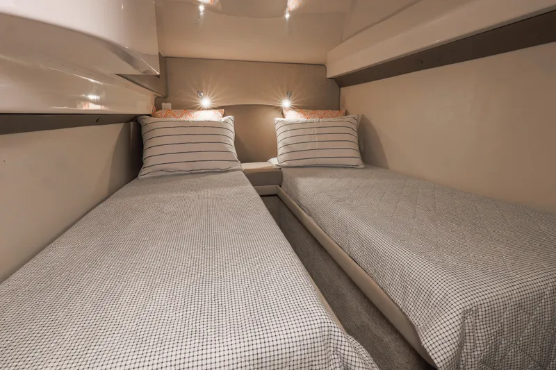 Slide: The Image of Private guest cabin - 15