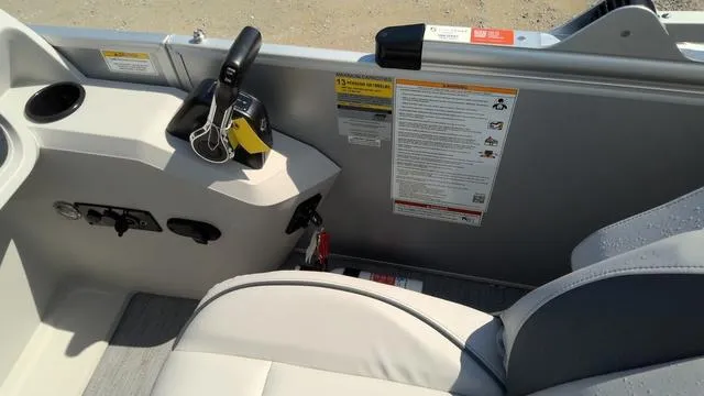 Slide: The Image of Godfrey Sweetwater 2086 SB 27" Impact Center Tube Package 2025 - 12