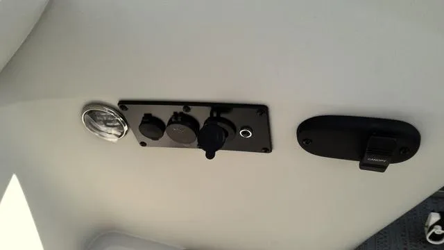 Slide: The Image of Godfrey Sweetwater 2086 SB 27" Impact Center Tube Package 2025 - 18