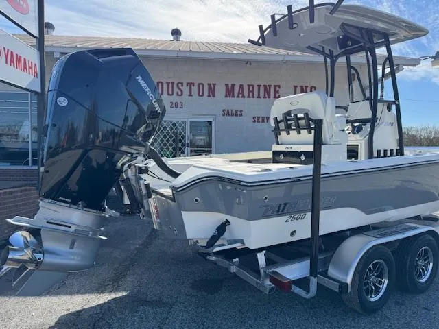 Slide: The Image of 2025 Pathfinder 2500 Hybrid boat with Yamaha engine at Houston Marine dealership. - 3