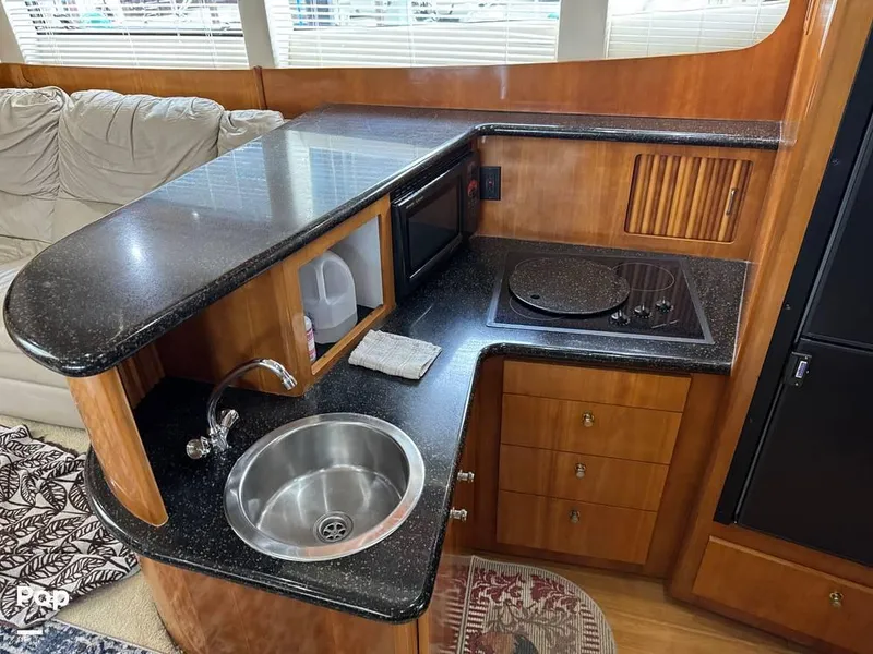 Slide: The Image of 2001 Carver 396 Aft Cabin for sale in Cartersville, GA - 32