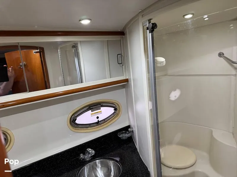 Slide: The Image of 2001 Carver 396 Aft Cabin for sale in Cartersville, GA - 51