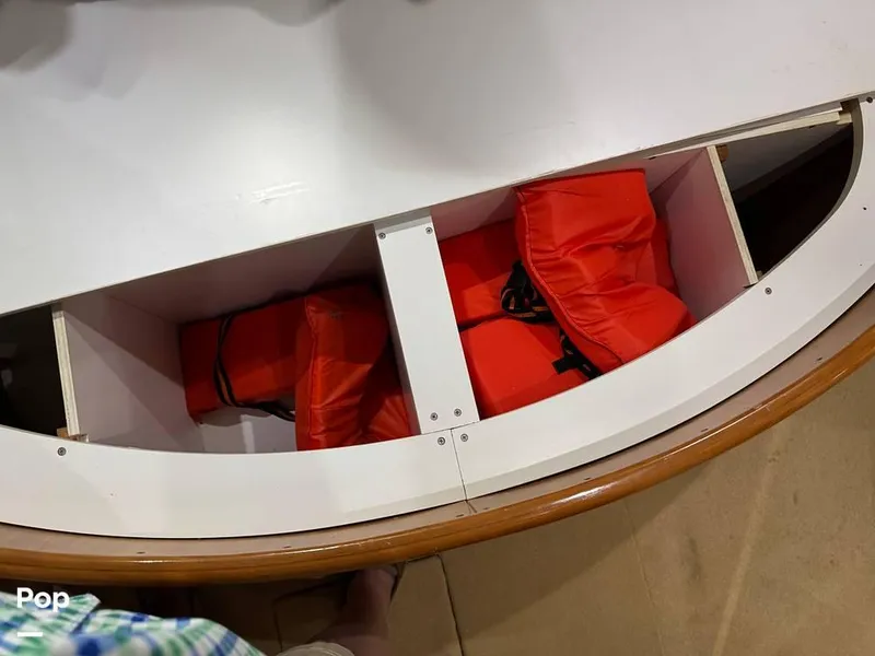 Slide: The Image of 2001 Carver 396 Aft Cabin for sale in Cartersville, GA - 52