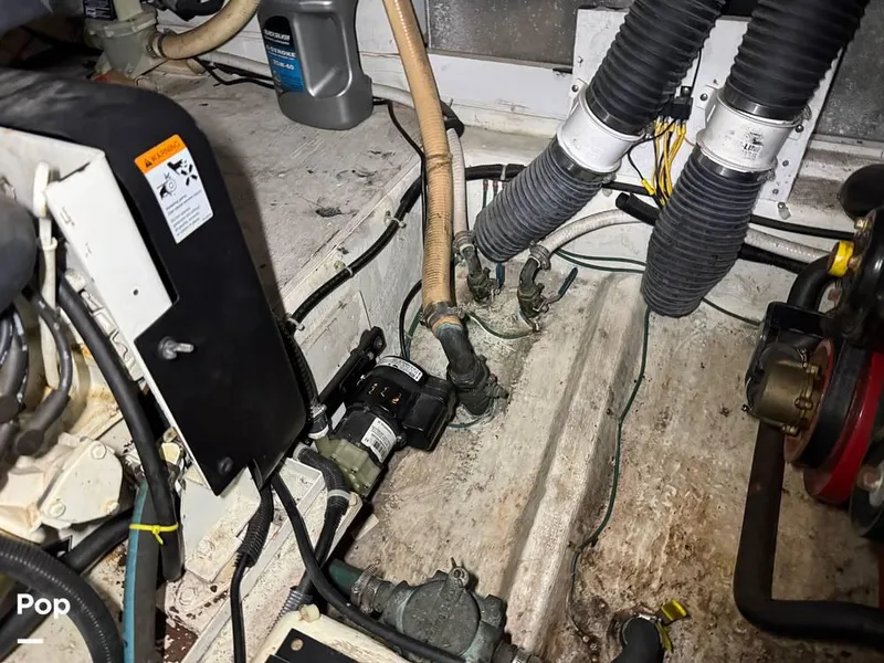 Slide: The Image of 2001 Carver 396 Aft Cabin for sale in Cartersville, GA - 70