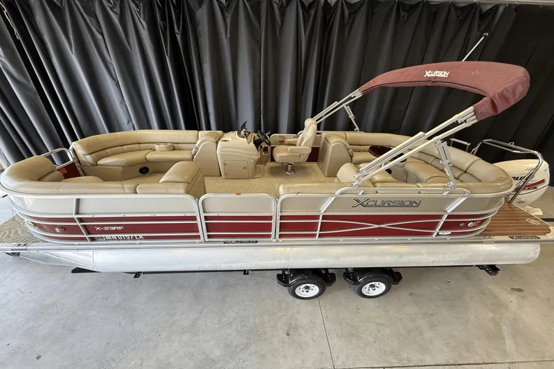 Slide: The Image of Xcursion X-23 RF 2013 - 1