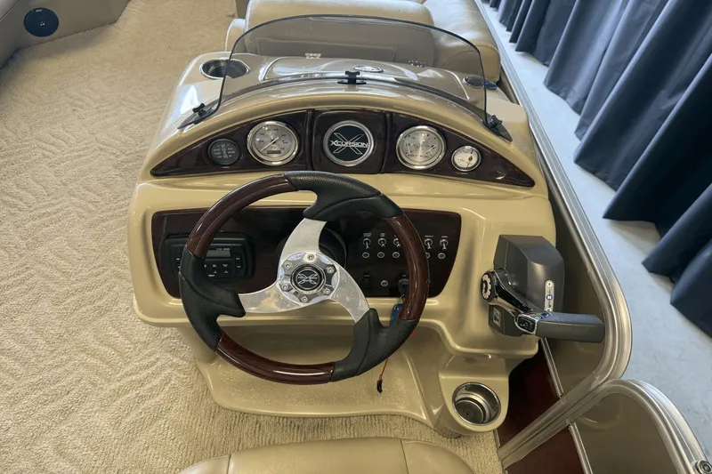 Slide: The Image of Xcursion X-23 RF 2013 - 40