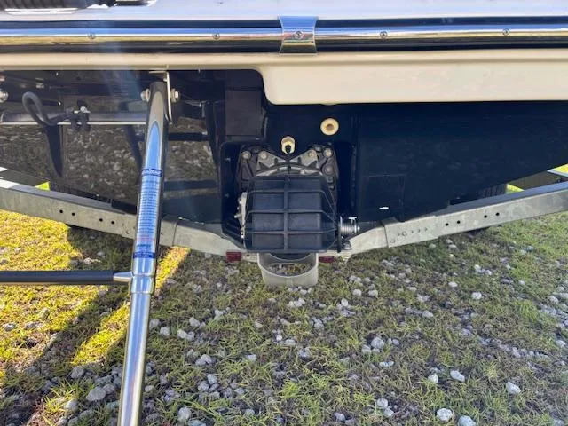 Slide: The Image of 2014 Yamaha Boats AR192 jet drive system on trailer, displayed on grassy surface. - 8