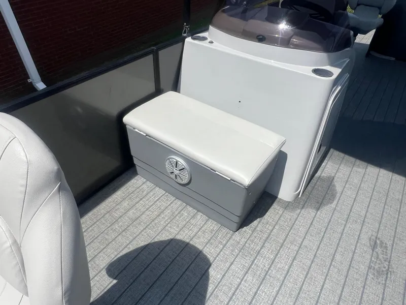 Slide: The Image of 2021 Sylvan Mirage Fish 8522 Party Fish 4.0 boat interior with seating and console. - 23