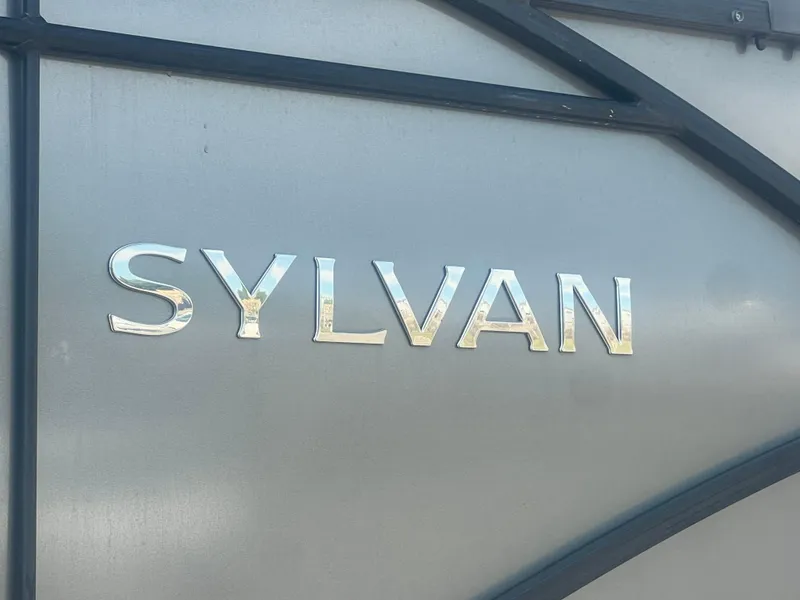 Slide: The Image of Sylvan Mirage Fish 8522 Party Fish 4.0, 2021 model, logo on metallic surface. - 3