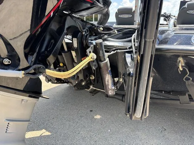 Slide: The Image of Phoenix Bass Boat 21 PHX 2023 - 3