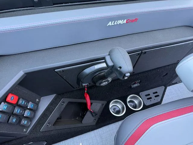 Slide: The Image of Alumacraft Trophy 185X Sport 2025 - 24