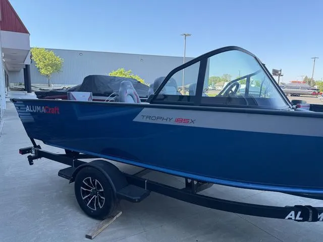 Slide: The Image of Alumacraft Trophy 185X Sport 2025 - 4