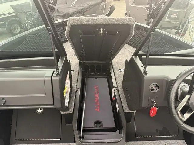 Slide: The Image of Alumacraft Trophy 185X Sport 2025 - 30