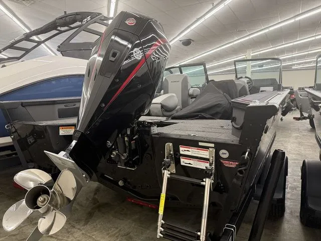 Slide: The Image of Alumacraft Trophy 185X Sport 2025 - 4