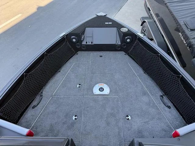 Slide: The Image of Alumacraft Trophy 185X Sport 2025 - 27