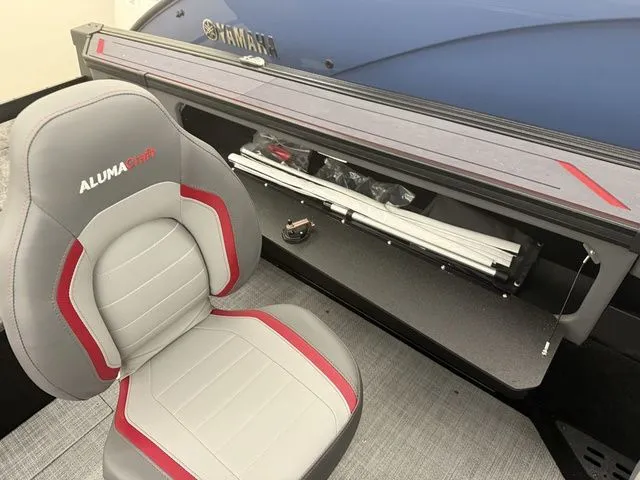 Slide: The Image of Alumacraft Trophy 185X Sport 2025 - 20