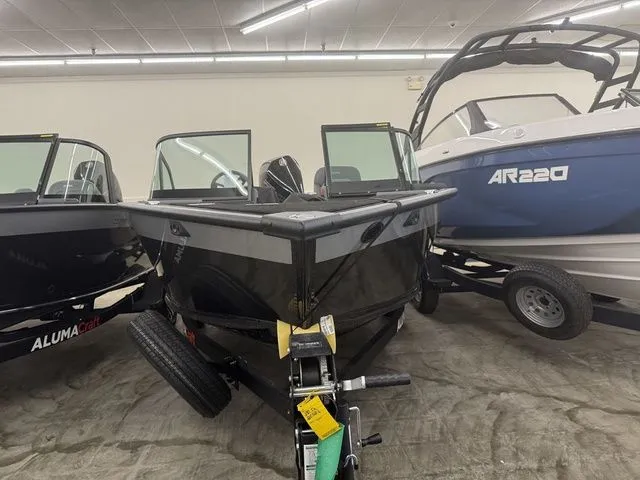 Slide: The Image of Alumacraft Trophy 185X Sport 2025 - 3