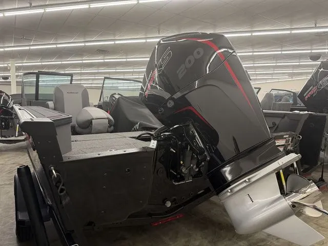 Slide: The Image of Alumacraft Trophy 185X Sport 2025 - 5